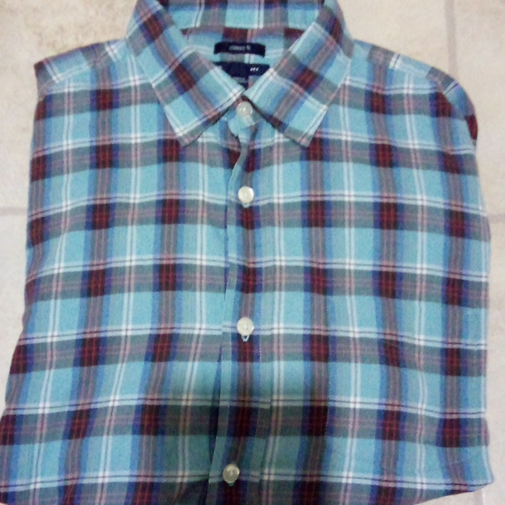 Gap shirt